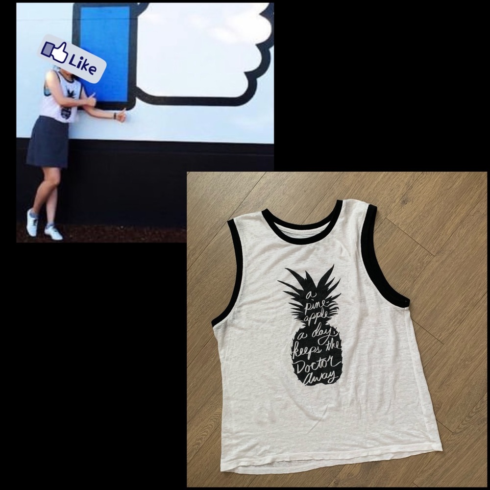 Unisex Pineapple 🍍Sleeveless Cotton Tee, M-L for women sizing